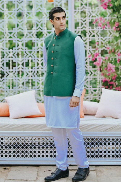 Shuja Waistcoat Bottle Green