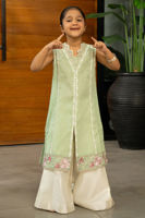 Picture of Zobia Mini